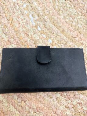 Embossed EL PORTAL Black Real Leather Card Wallet